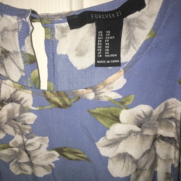 Reposh forever 21 flowy tunic tank floral blue - Picture 3 of 4